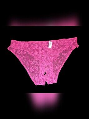 Adore Me Fuschsia Purple Floral Lace Crotchless Panties Size 3X (NWT)